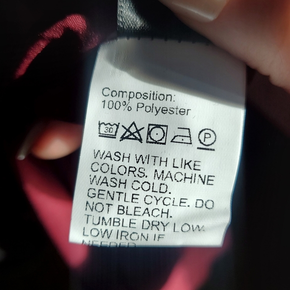 STUNNING Maroon and Black Rose Long Sleeve Dress - Picture 6 of 6